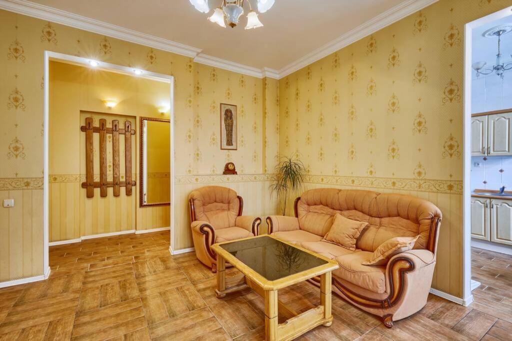 Apartment Near Bessarabsky Square كييف المظهر الخارجي الصورة