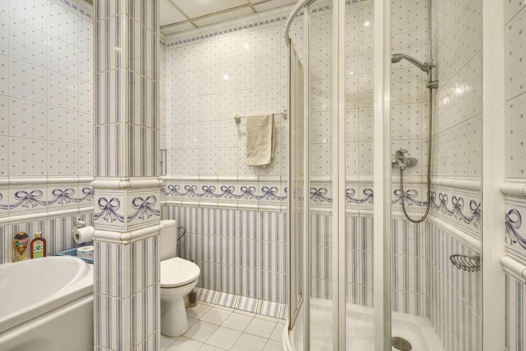 Apartment Near Bessarabsky Square كييف المظهر الخارجي الصورة
