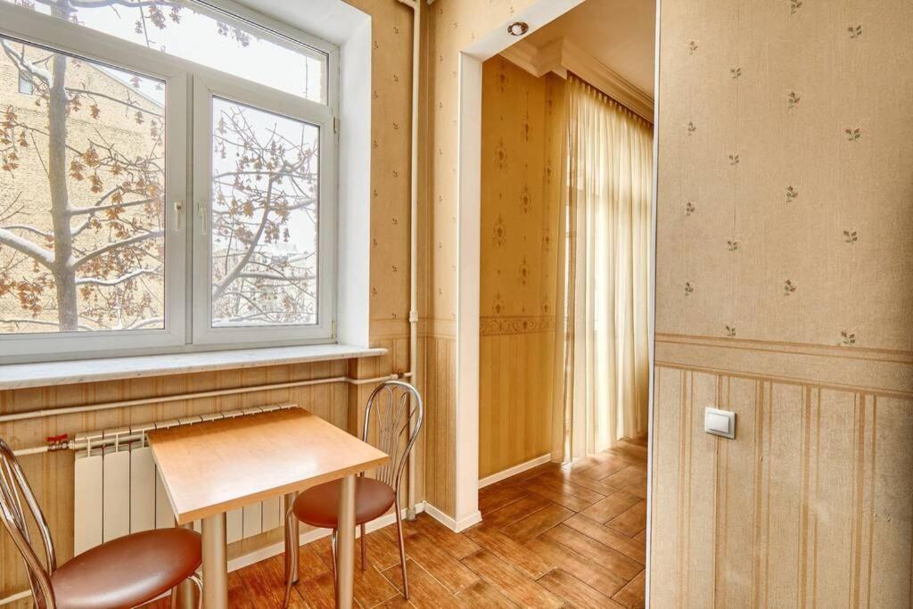 Apartment Near Bessarabsky Square كييف المظهر الخارجي الصورة