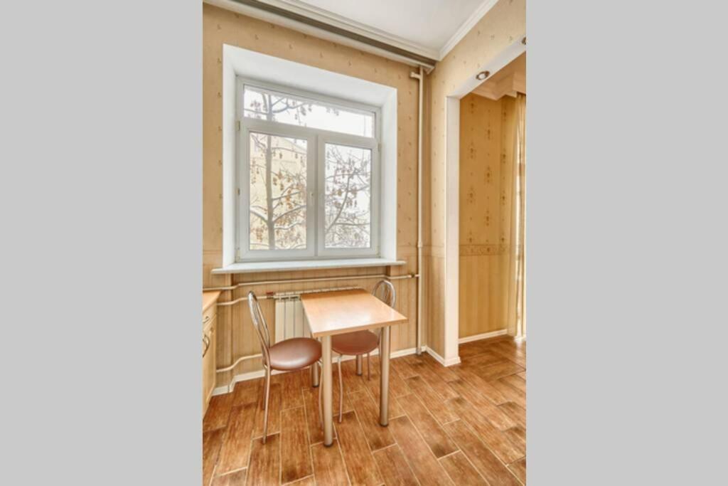 Apartment Near Bessarabsky Square كييف المظهر الخارجي الصورة